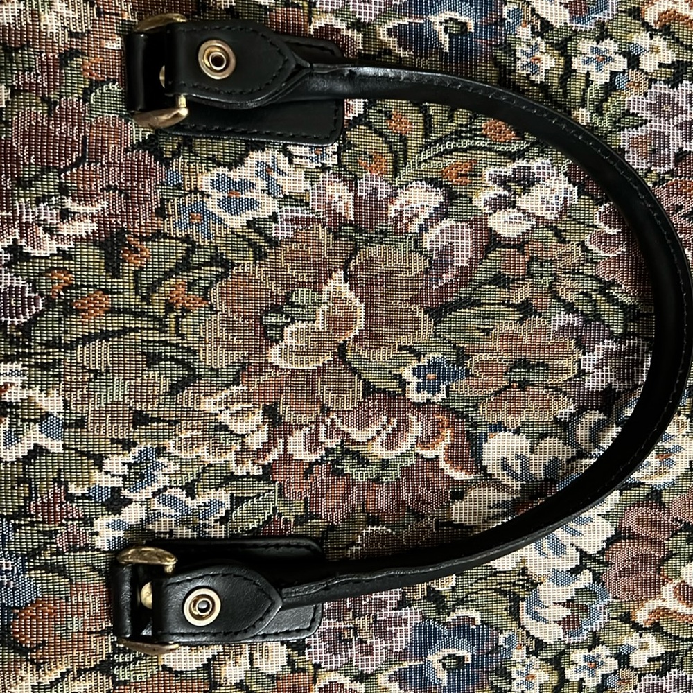 Floral attache case bag . 17.2” X 2.5” X 12.3” - Picture 9 of 16